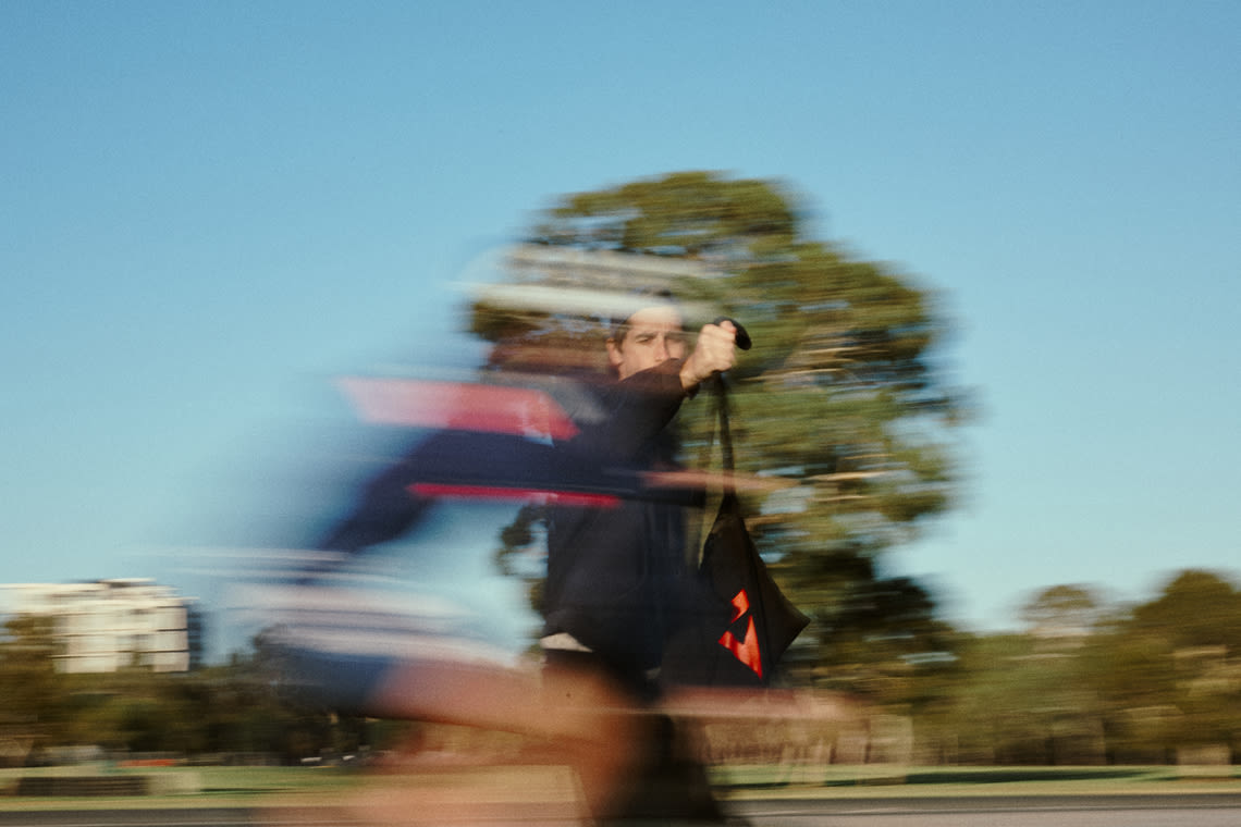 Tommy Chapman giving cycling technique advice to riders at Giant Adelaide