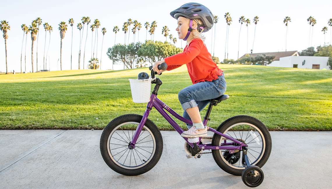 Bike Helmet Fit, Sizing, and Safety Guide Liv Cycling FR