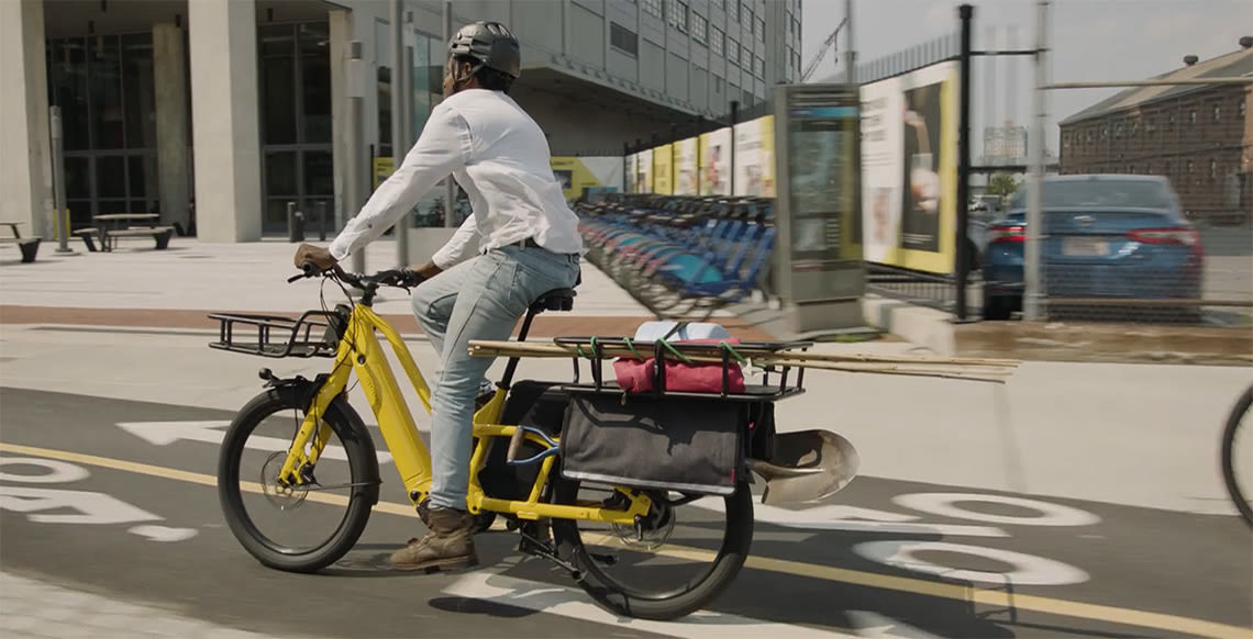 commute in the city, electric bikes