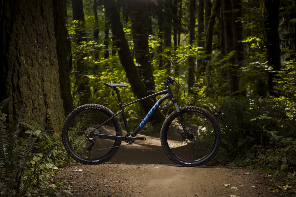 The Talon 1 in the 27.5-inch wheel option and a 100mm suspension fork. Availability varies by market. Cameron Baird photo