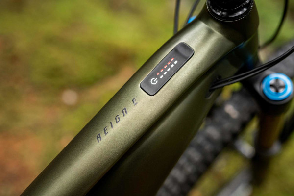 This new multipurpose control is integrated into the top tube and features colored LED lights. It allows you to switch power modes while riding and displays battery level. Andreas Vigl photo