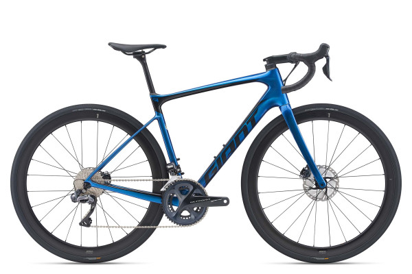 The Defy Advanced Pro 1 in Chameleon Neptune/Black features a lightweight advanced-grade composite frameset and Shimano Ultegra Di2 drivetrain. Availability varies by country.