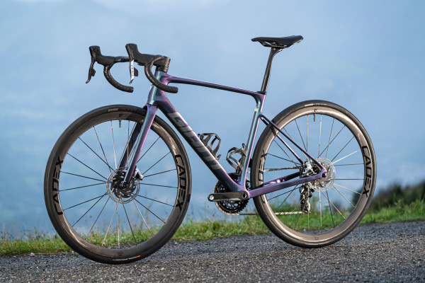 Defy Advanced SL Frameset (2024) | bike | Giant Bicycles US