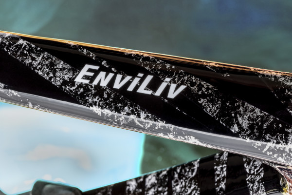 Unser erstes EnviLiv, das aus unserem leichtesten Advanced SL Carbon besteht.