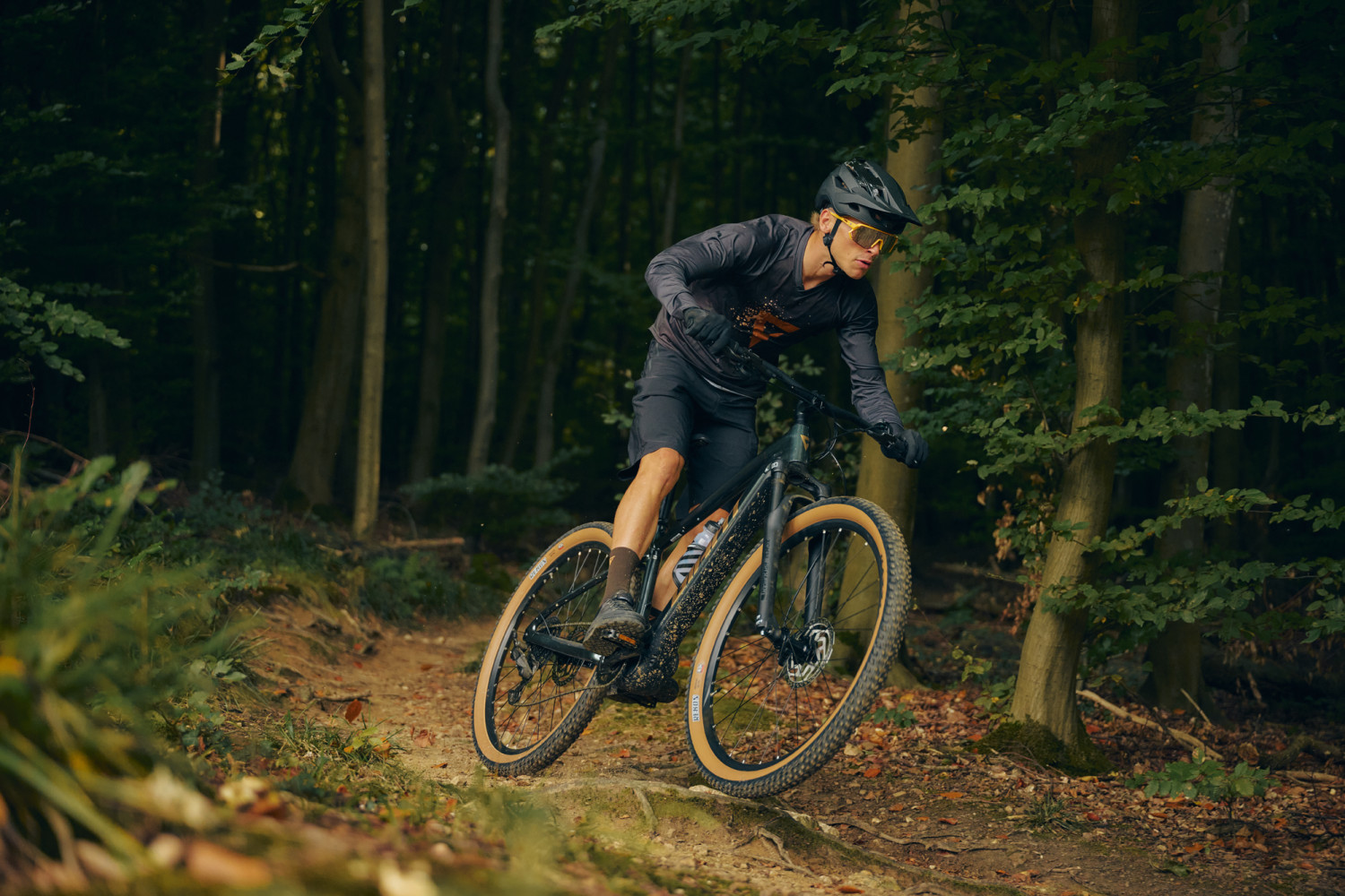 2026 Talon E+ Hardtail Electric Mountain Bike banner 7