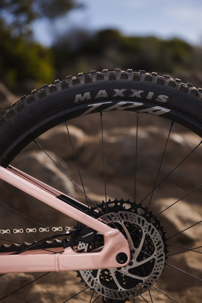 Faith Liv Kids Mountain Bike banner 15