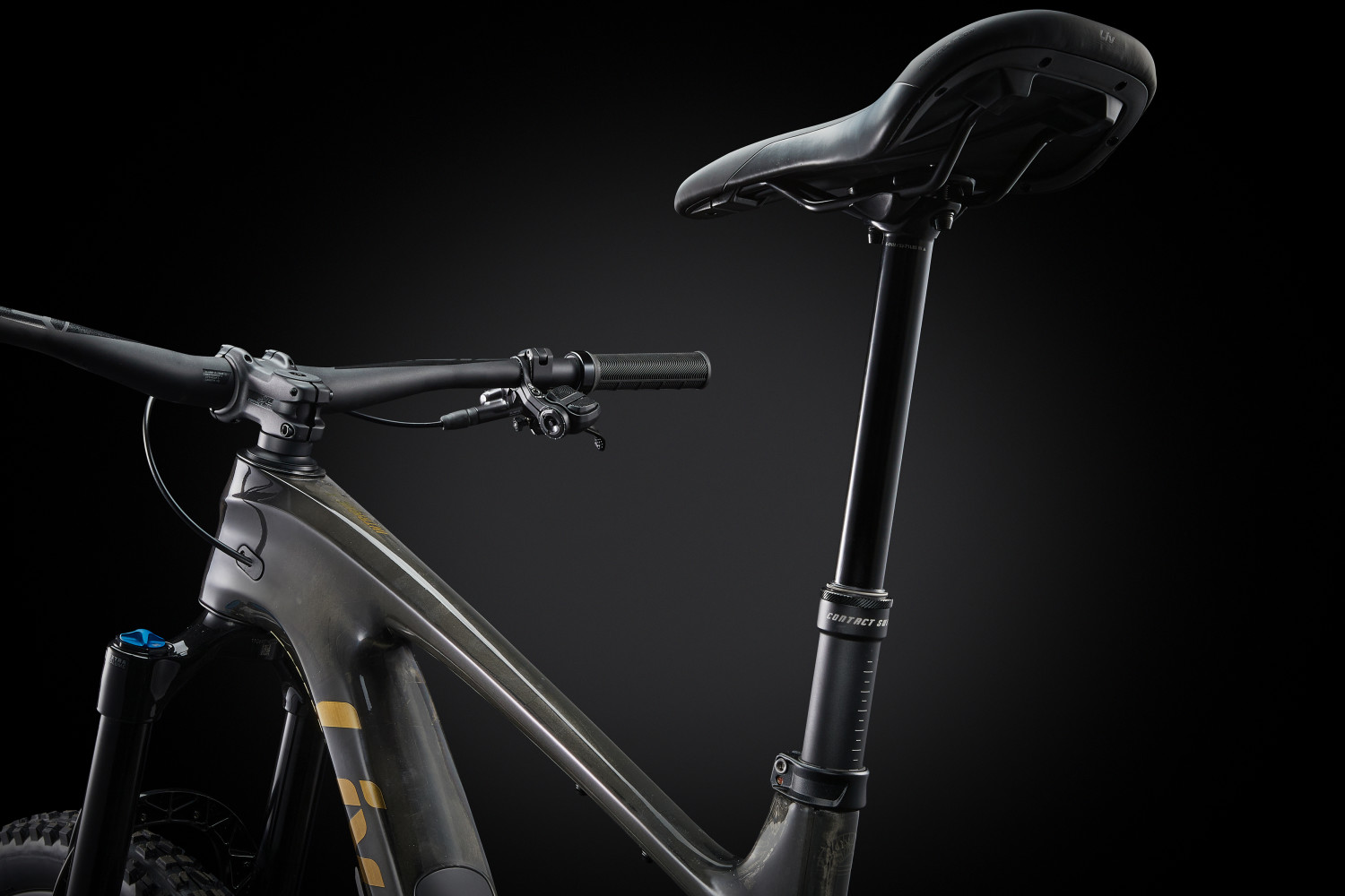 2024 Intrigue X Advanced 1 Full Suspension Mountain Bike banner 6