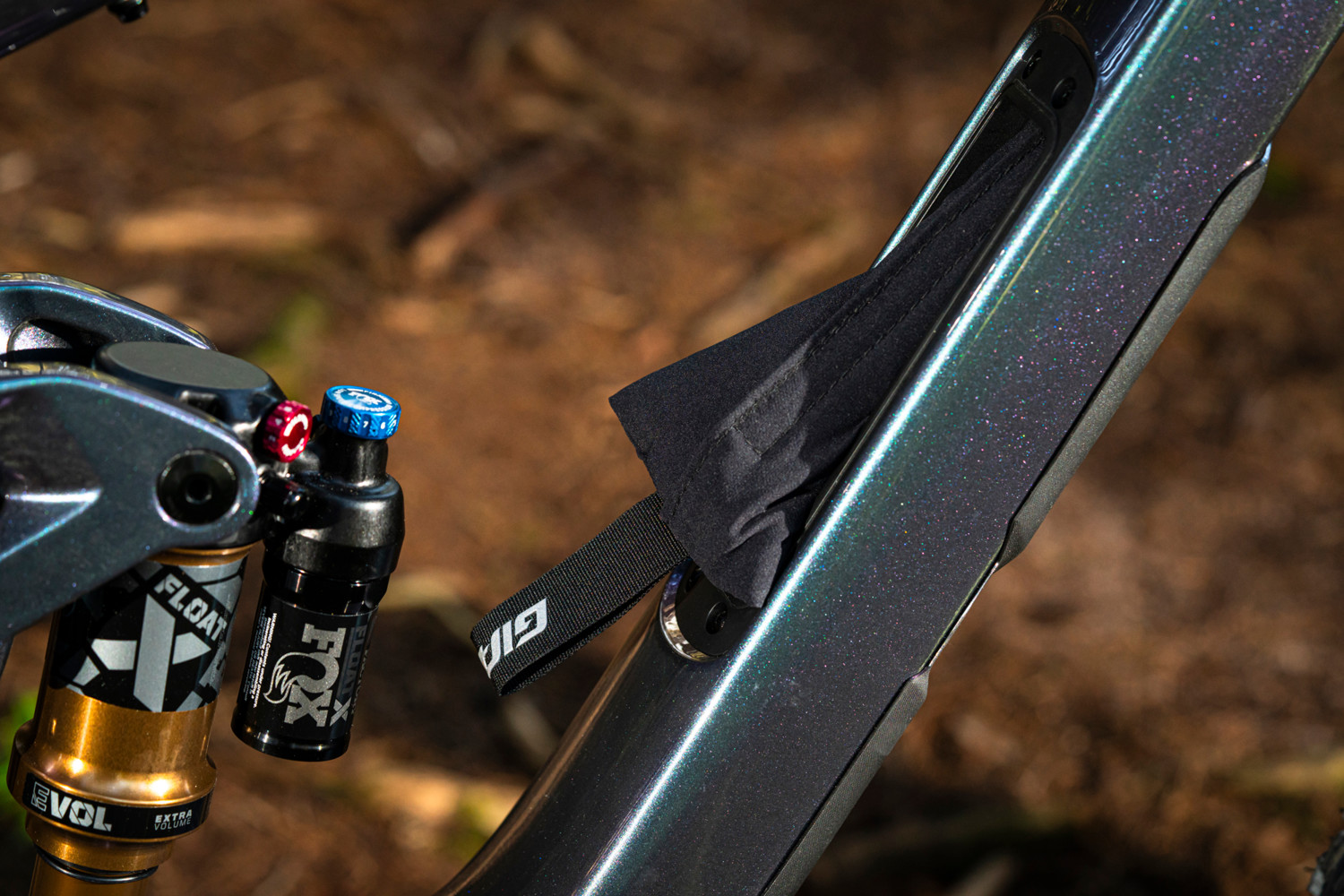 2024 Trance X Advanced 0 Full Suspension Mountain Bike banner 3