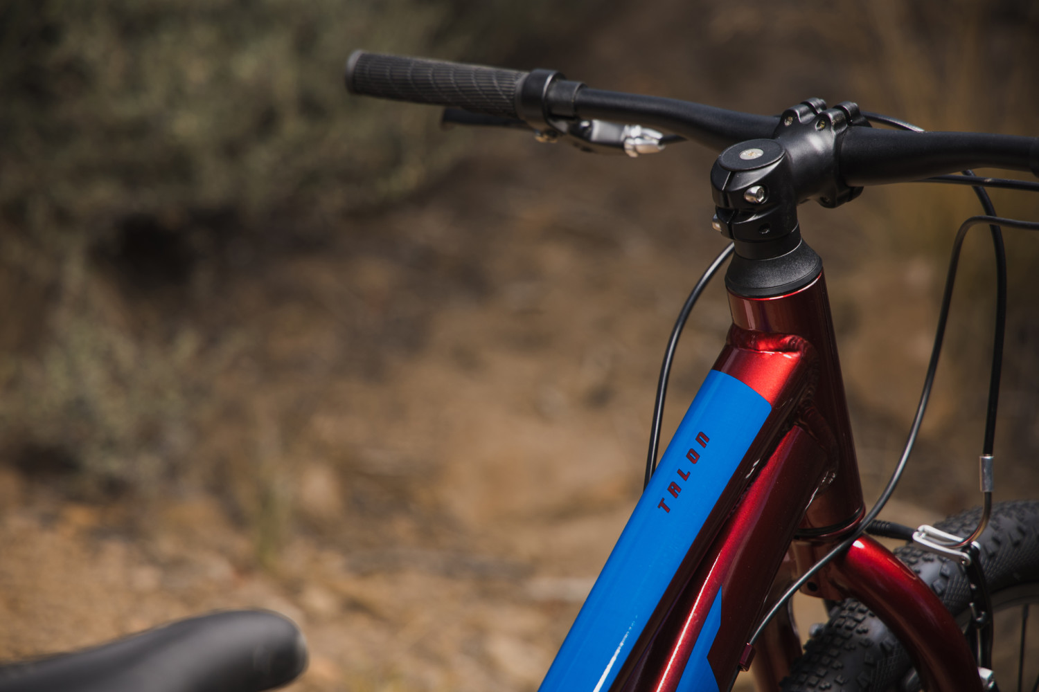 2025 Talon 24 Lite 24-Inch Kids Bike banner 11