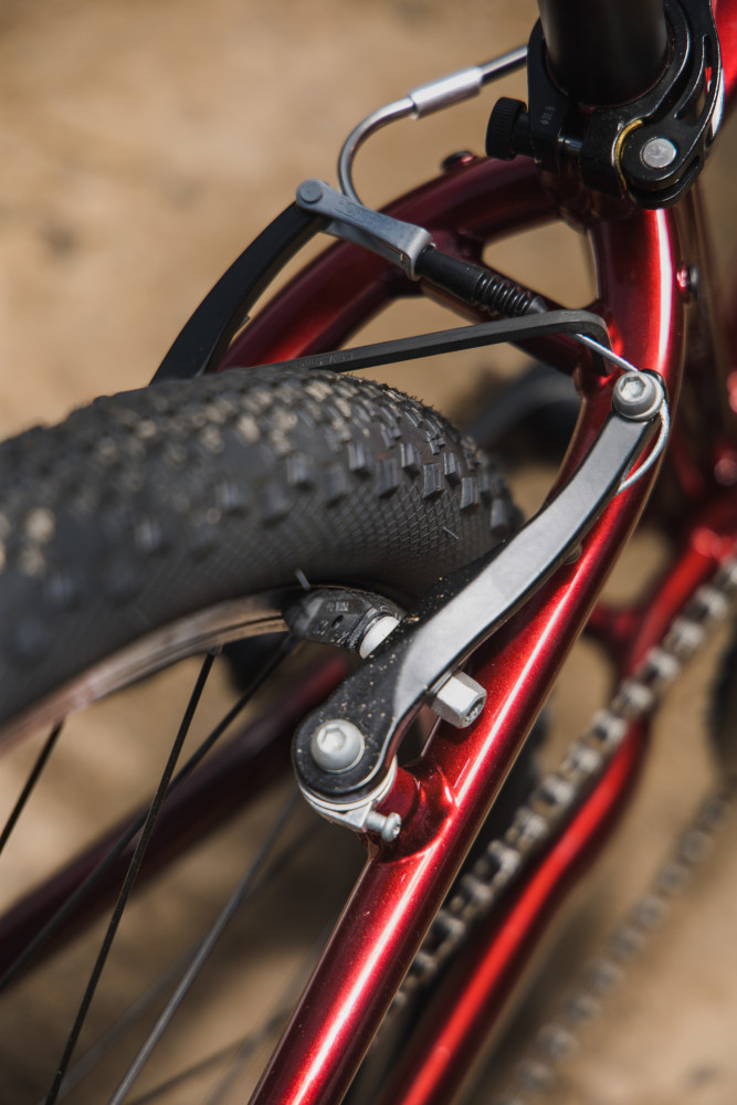 2025 Talon 24 Lite 24-Inch Kids Bike banner 10