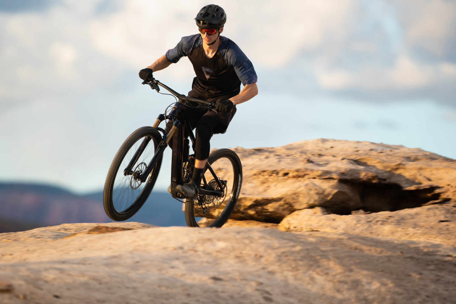 2023 Trance X Advanced E+ EL 0 20MPH Full Suspension Electric Mountain Bike banner 8