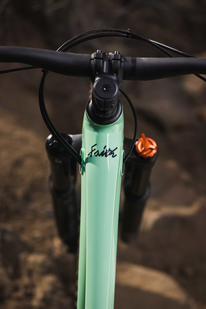 Faith 24 Liv 24 Inch Kids Mountain Bike banner 15