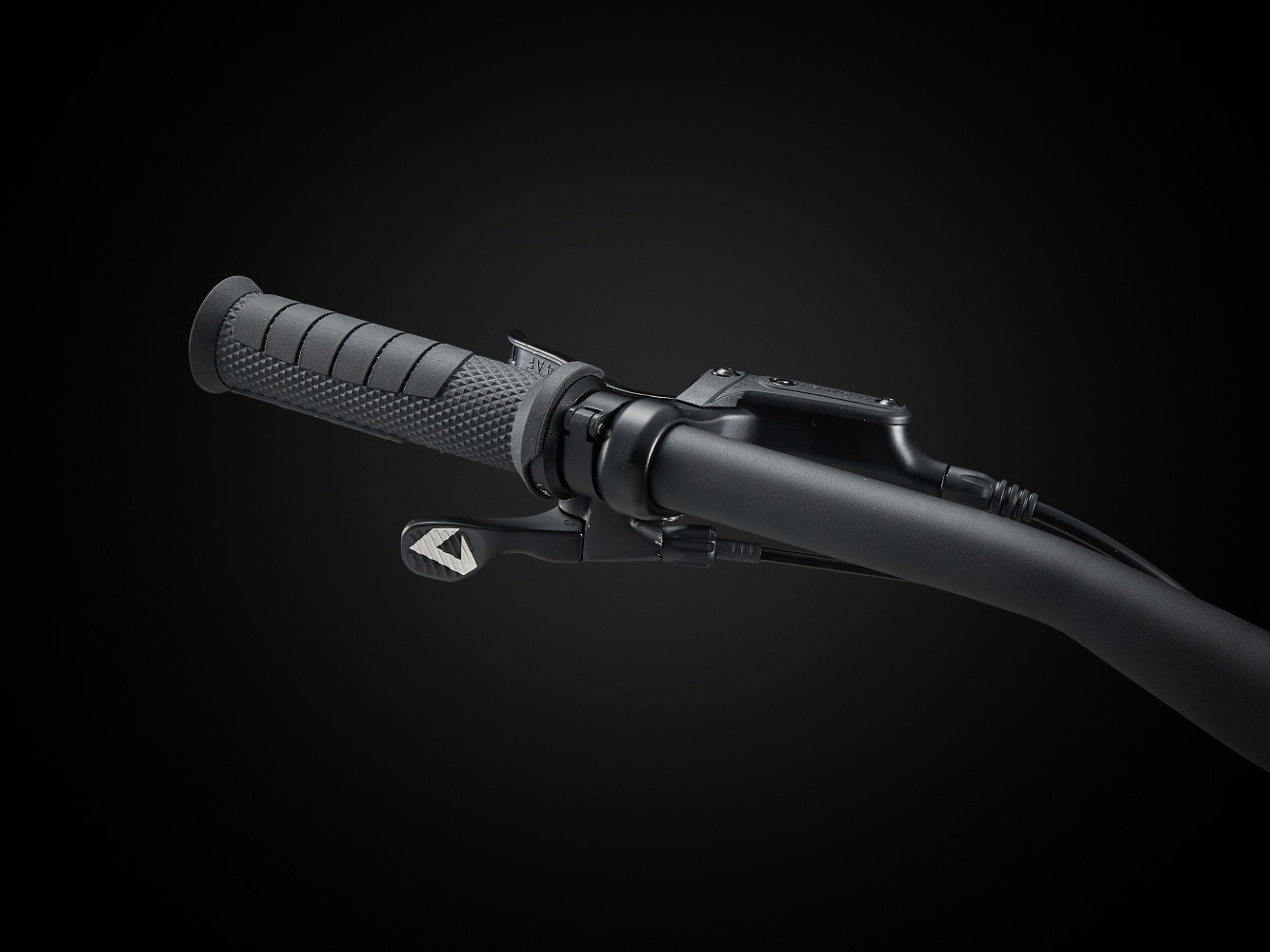 Faith 24 Liv 24 Inch Kids Mountain Bike banner 11