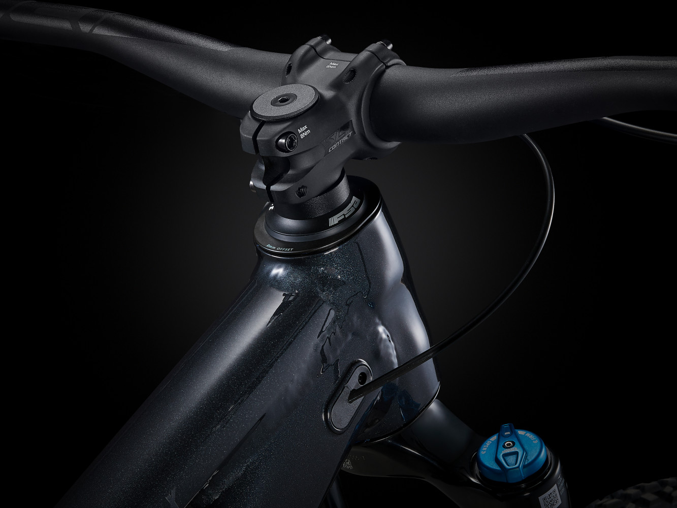 2024 Trance X 2 Full Suspension Mountain Bike banner 3