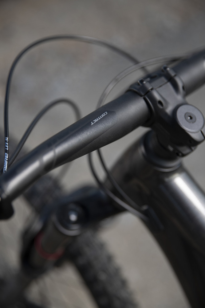 2022 Trance X 29 2 Full Suspension Mountain Bike banner 11