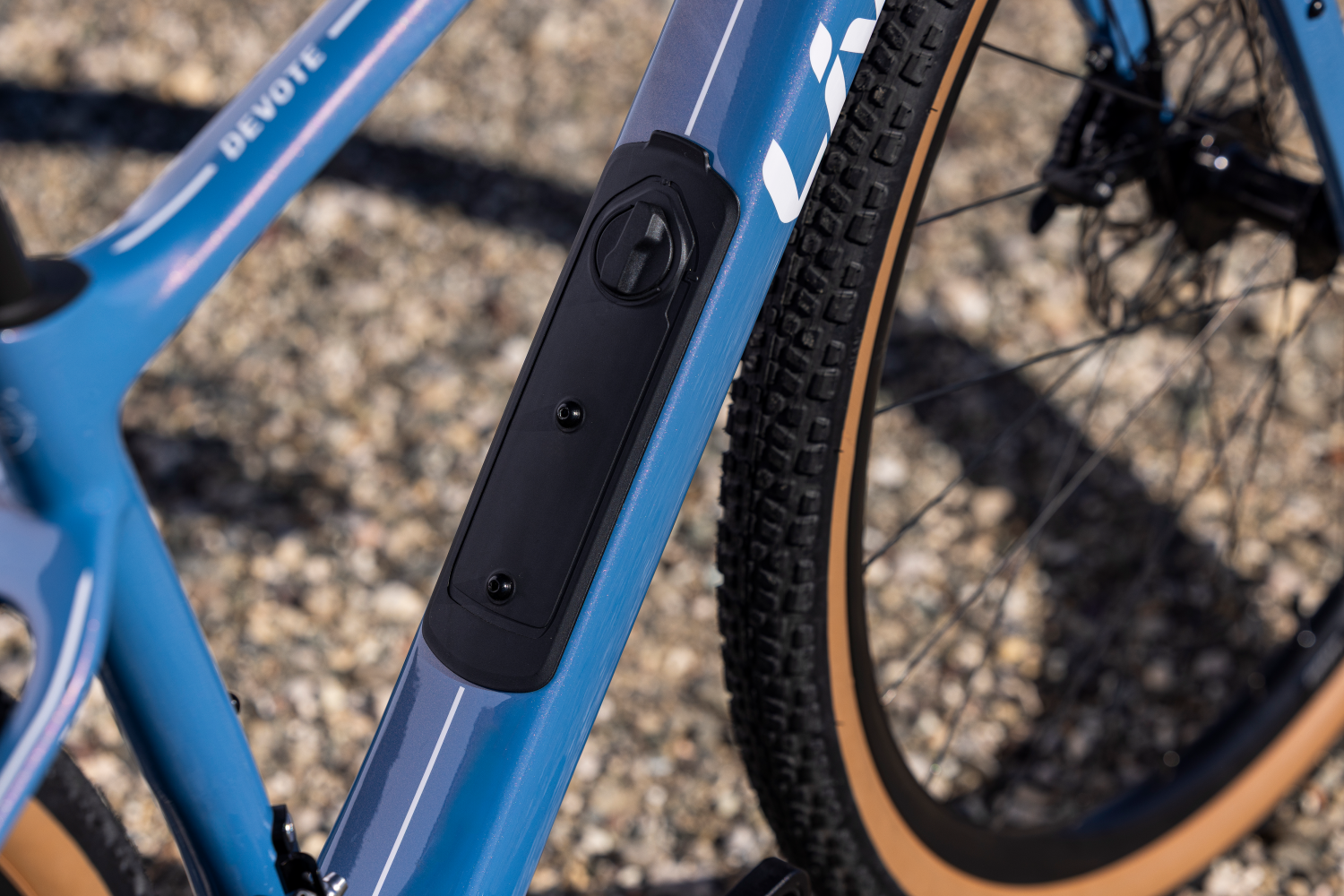 2026 Devote Advanced 2 Gravel Road Bike banner 5