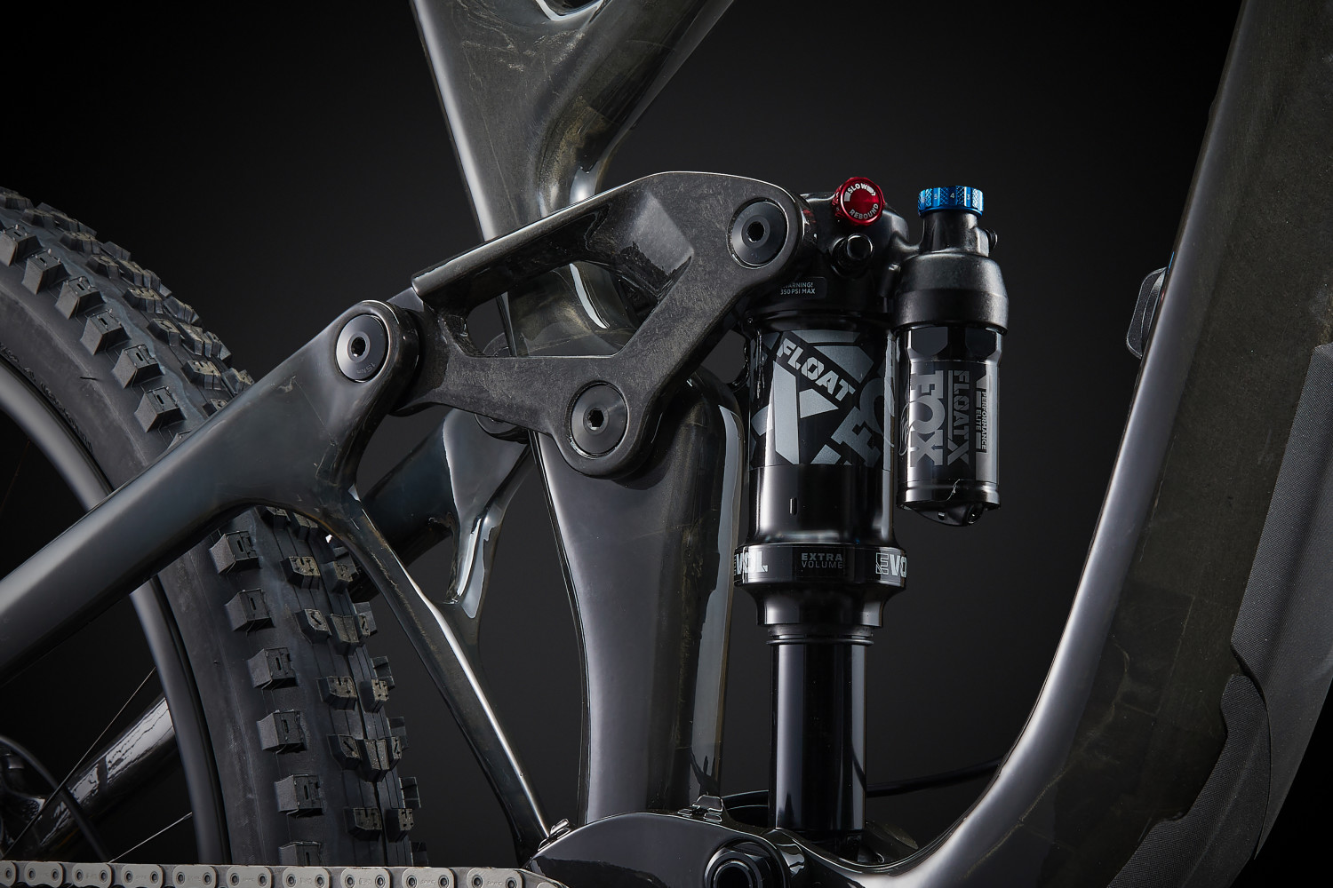 2024 Intrigue X Advanced 1 Full Suspension Mountain Bike banner 4