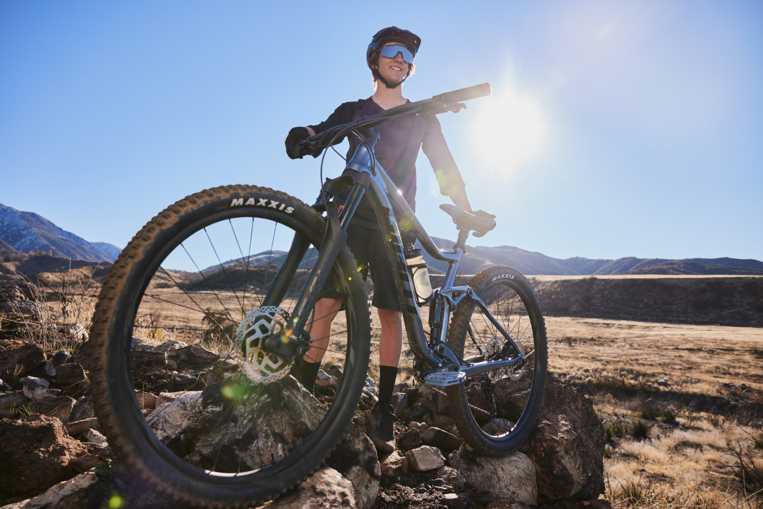 2022 Stance 29 2 Full Suspension Mountain Bike banner 12