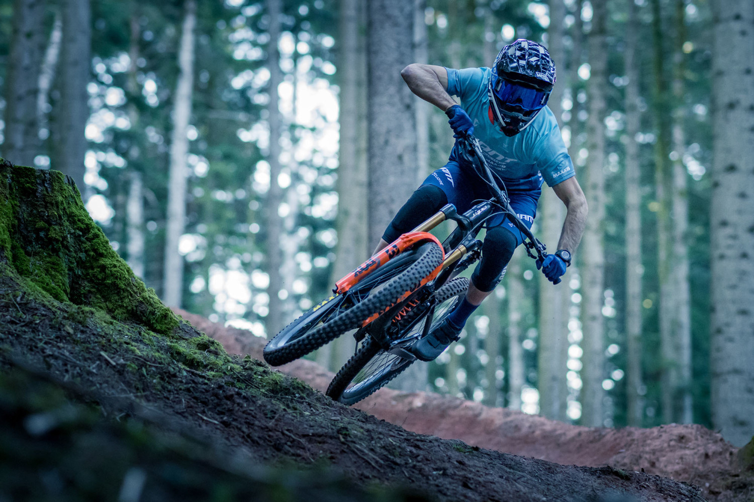 2022 Reign Advanced Pro 29 1 Full Suspension Mountain Bike banner 6