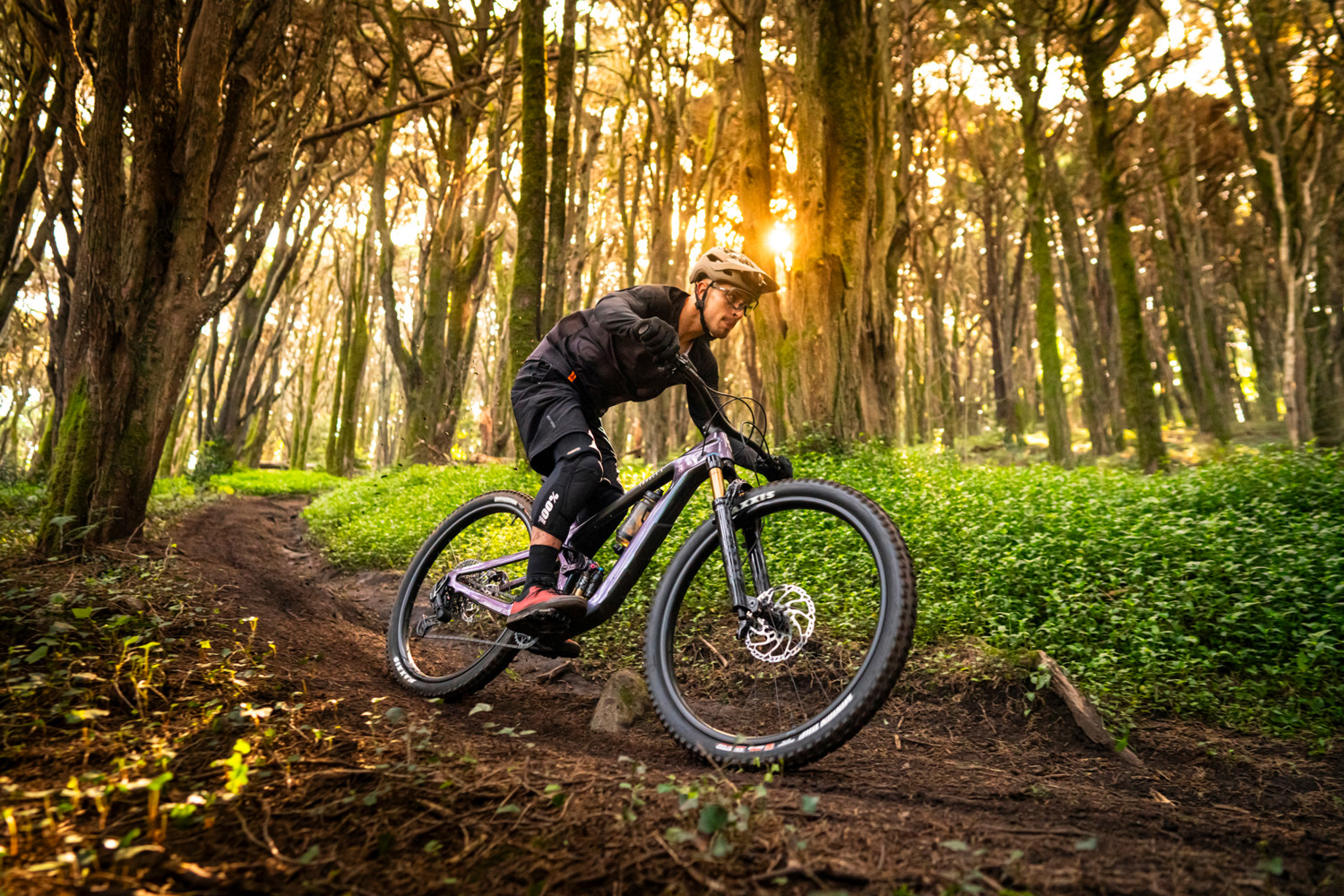 2024 Trance X Advanced 0 Full Suspension Mountain Bike banner 8