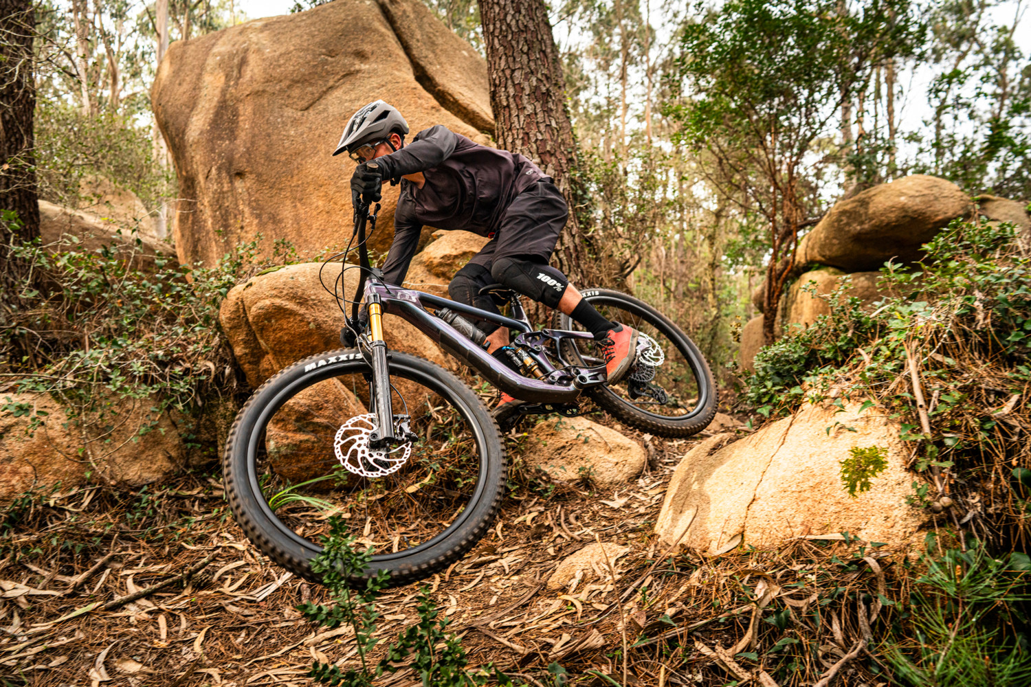 2024 Trance X Advanced 0 Full Suspension Mountain Bike banner 12