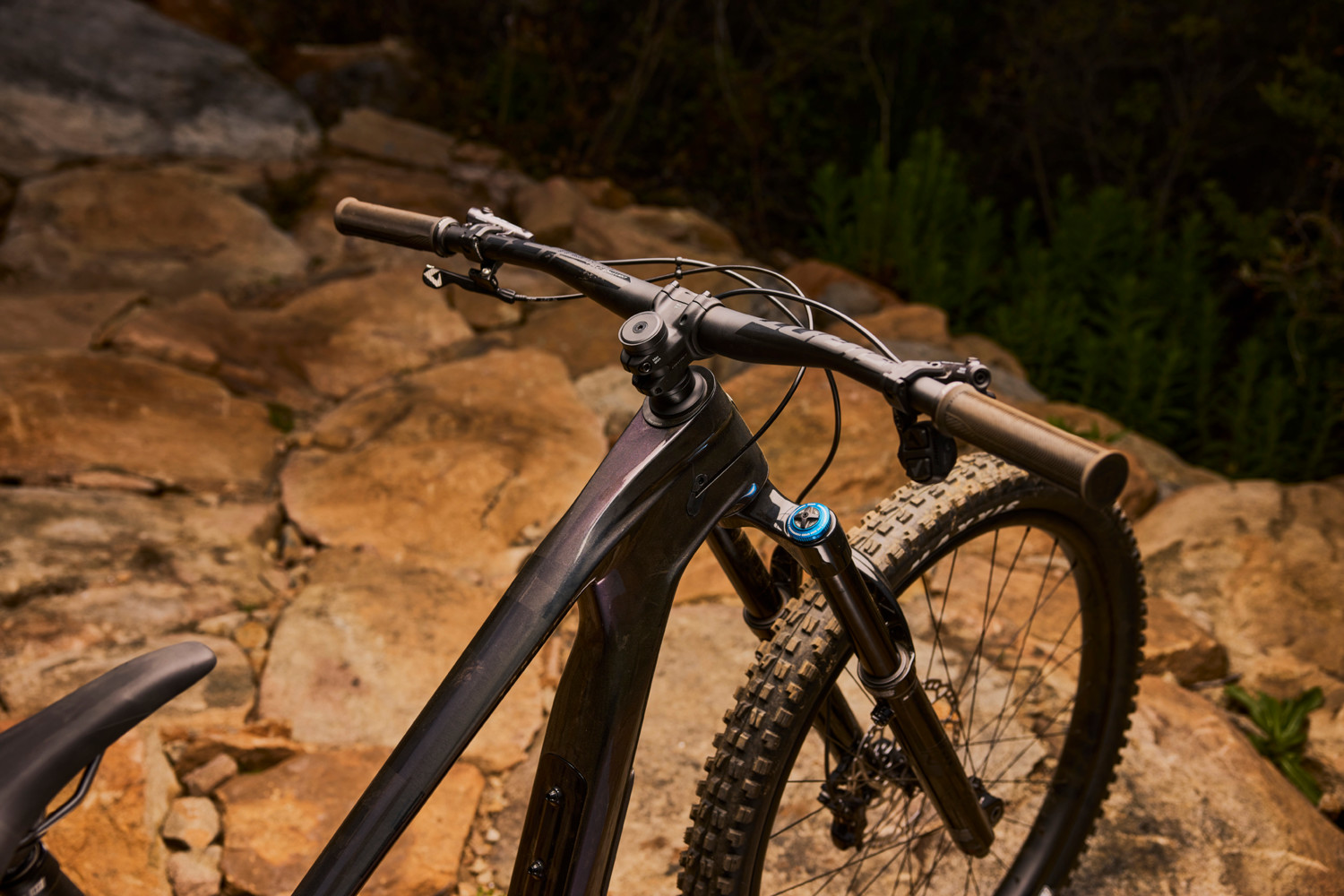 2024 Trance X Advanced 1 Full Suspension Mountain Bike banner 12