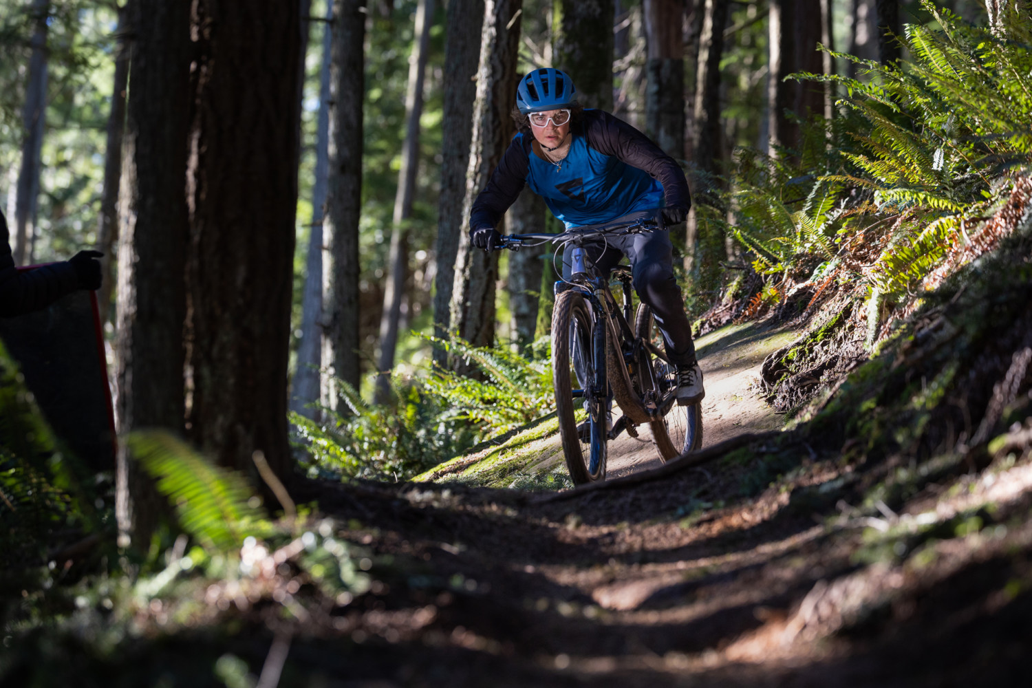 2025 Reign Advanced 1 Full Suspension Mountain Bike banner 11