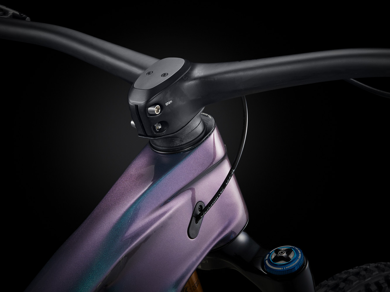 2024 Trance X Advanced 0 Full Suspension Mountain Bike banner 23