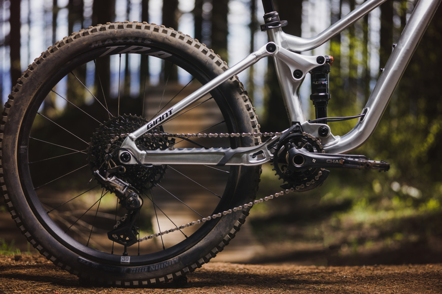 Faith 24 Kids Mountain Bike banner 16