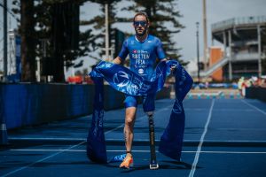 5ème titre de Champion du Monde de Paratriathlon pour Jules ...