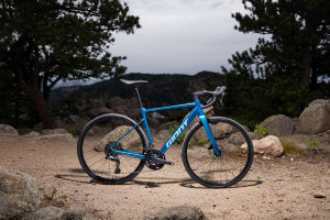 Giant introduceert nieuwe Contend AR all-road racefiets