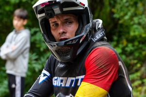 Marco Veiga brilla en la Basaburua Enduro Race con una nueva...