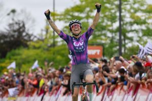 Garcia wins Stage 2 of Tour de France Femmes!