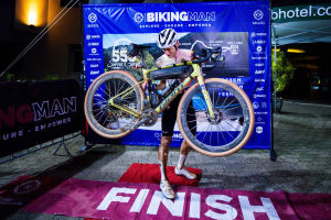 Pierre Rolland triomphe sur le BikingMan Brazil Serra Geral!