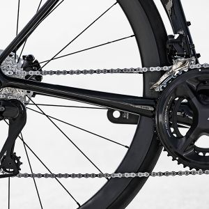 Langma Advanced Pro 0 Disc QOM, in Carbon. Availability varies by country.