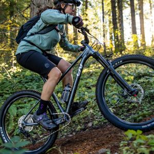 Lurra women's hardtail mountain bike