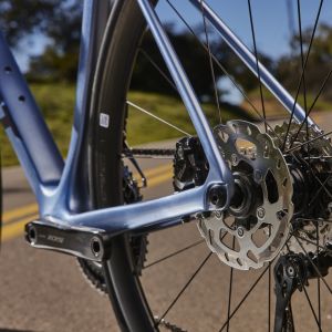 Close view of non-driveside of a Giant TCR Advanced.