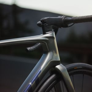 detail of headtube on stem on Defy road bike