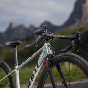 A Giant Seek 1 road bike on a mountain road.