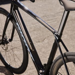 Close up view of Giant TCR Advanced Pro seatpost.