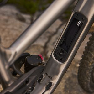 frame storage on trance x mountain bike