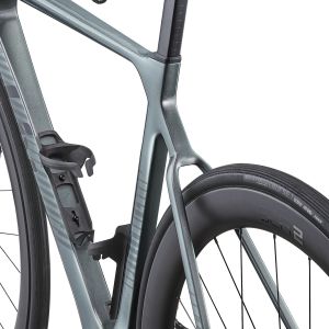 The EnviLiv Advanced 1 up against a white background with a close-up of the bottle cages.