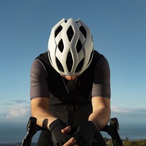 Top view of Giant Rev Elite helmet.