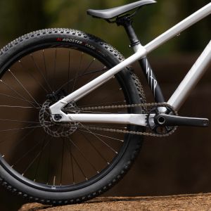 A close up view of the Giant STP 26 rear triangle and drivetrain.