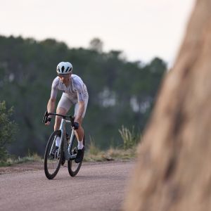 road cyclist riding propel advanced pro aero road bike