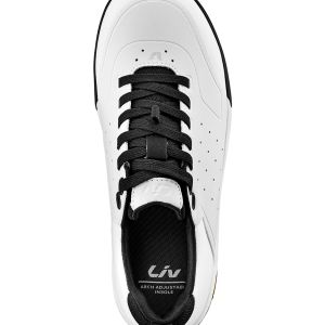 Liv Shuttle Clip Lace in white.