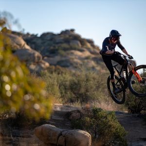 Moiuntain biker with Real MIPS helmet