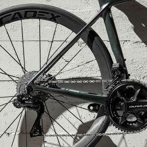 Langma Advanced SL Disc DA, in Arctic Light. Availability varies by country.