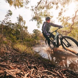 Woman riding the Embolden E+