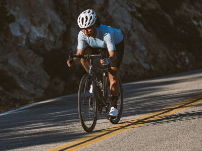 How to Corner on a Road Bike | Liv Cycling Official site